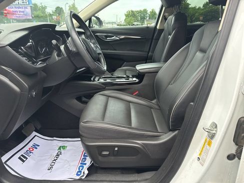 Used 2023 Buick Envision Essence FWD image 17