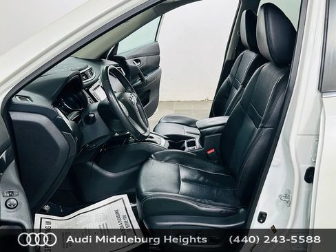 Used 2016 Nissan Rogue SL w/ SL Premium Package AWD/4WD image 10