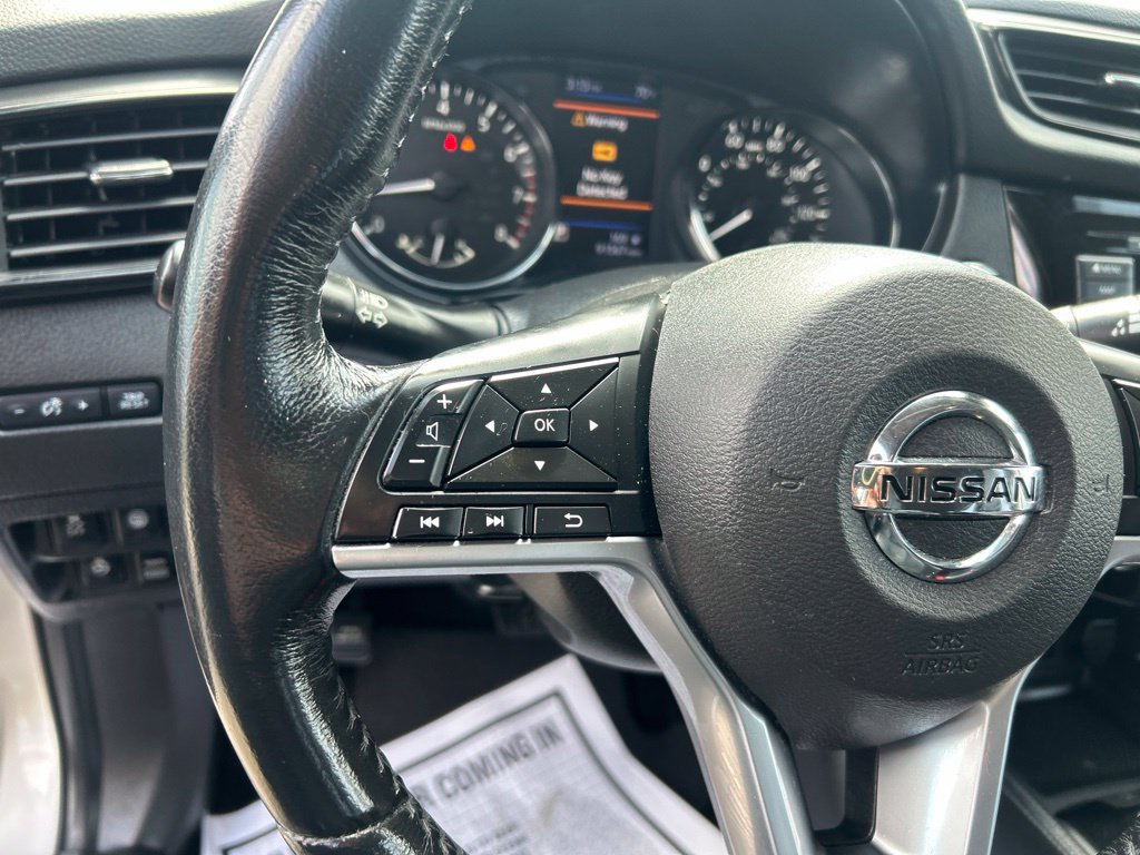 Used 2018 Nissan Rogue SL AWD/4WD image 25