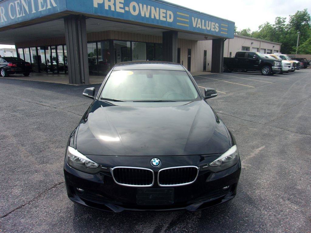 Used 2015 BMW 320i Sedan RWD image 2