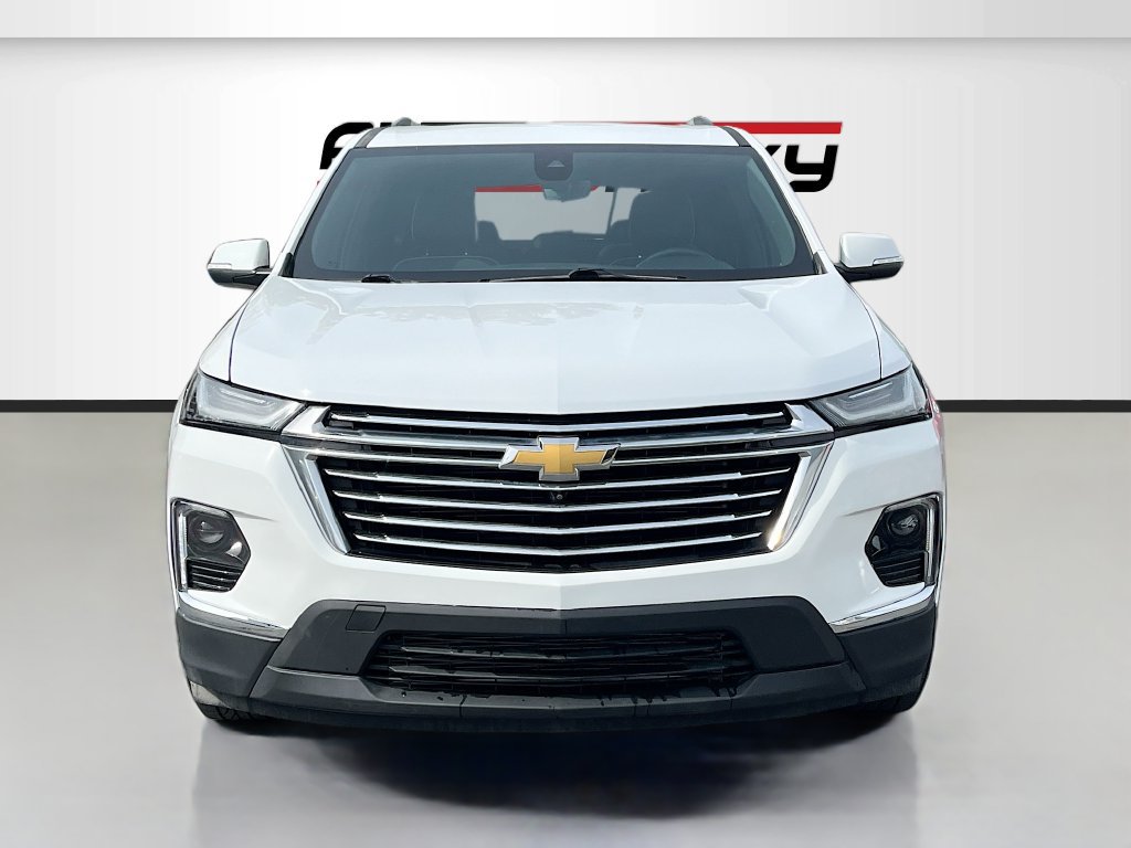 Used 2022 Chevrolet Traverse Premier AWD/4WD image 2