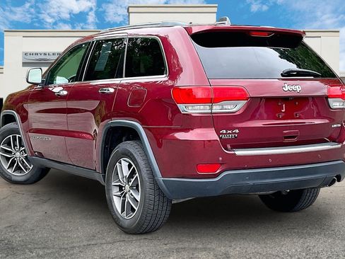 Used 2018 Jeep Grand Cherokee Limited AWD/4WD image 12