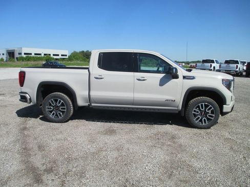 New 2026 GMC Sierra 1500 AT4 AWD/4WD image 3