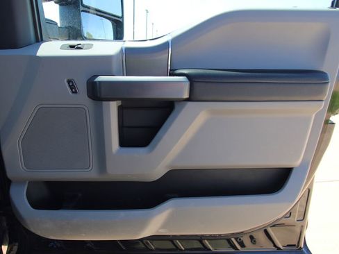 Used 2022 Ford F250 XLT w/ XLT Premium Package AWD/4WD image 43