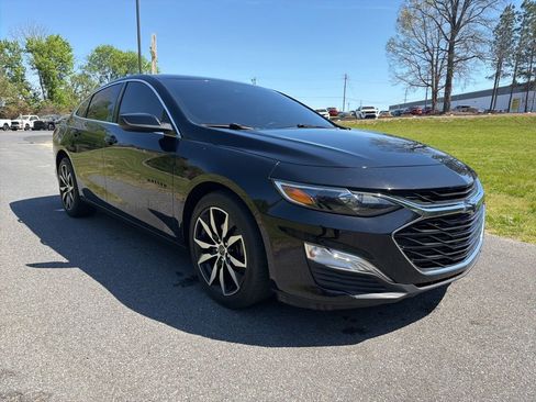 Used 2024 Chevrolet Malibu RS image 2