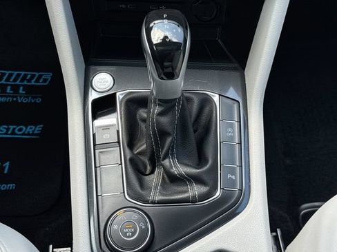 Certified 2024 Volkswagen Tiguan SE R-Line AWD/4WD image 15