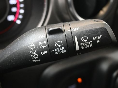 Used 2020 Jeep Wrangler Unlimited Sahara w/ Uconnect 4C Nav & Sound Group image 30