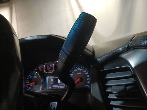 Used 2018 Chevrolet Tahoe LT image 21