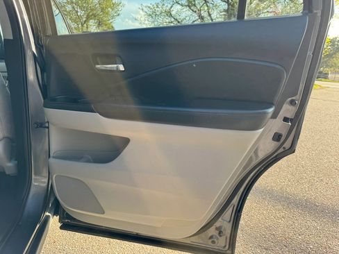 Used 2019 Honda Pilot EX image 35