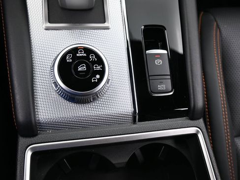 Used 2022 Mitsubishi Outlander SEL image 34