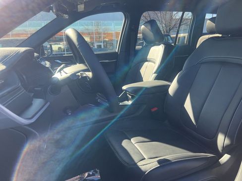 New 2026 Jeep Grand Cherokee Limited AWD/4WD image 14