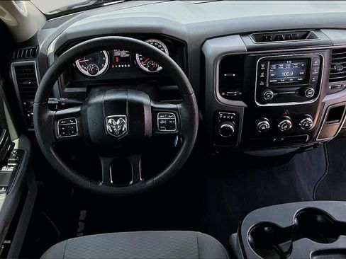Used 2019 RAM 1500 Express w/ Express Value Package RWD image 6