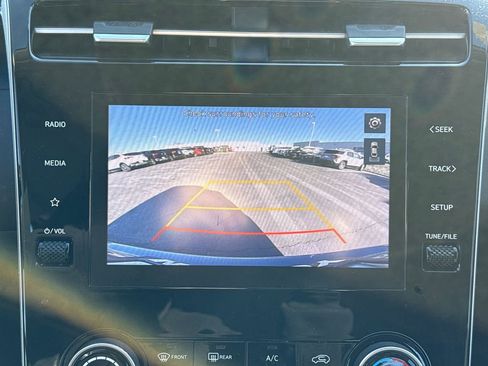 Used 2024 Hyundai Tucson SE image 23