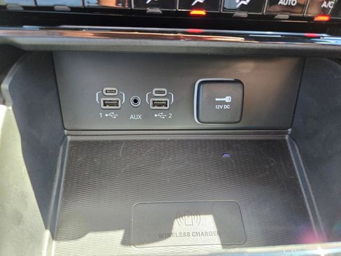 Used 2025 Jeep Grand Cherokee L Altitude image 19