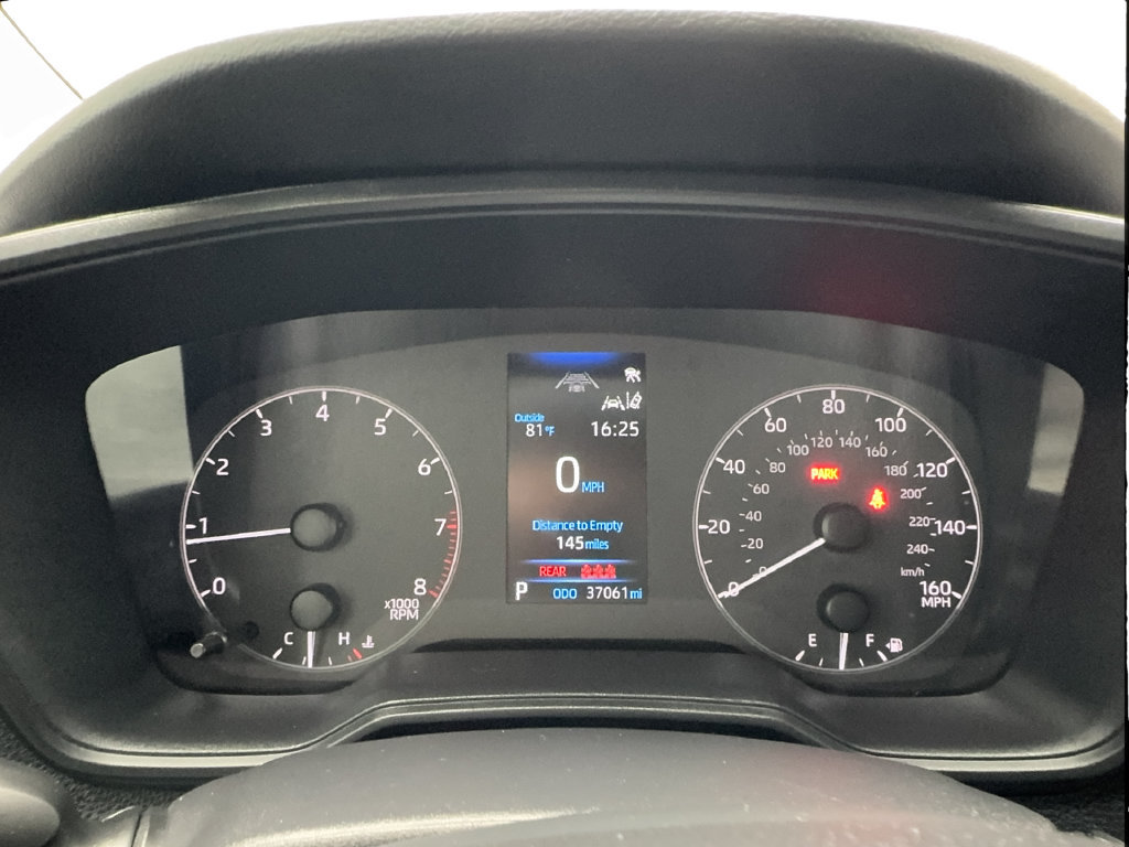 Used 2025 Toyota Corolla LE FWD image 40
