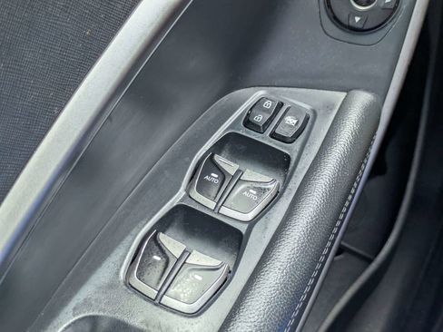 Used 2019 Hyundai Santa Fe XL FWD image 26