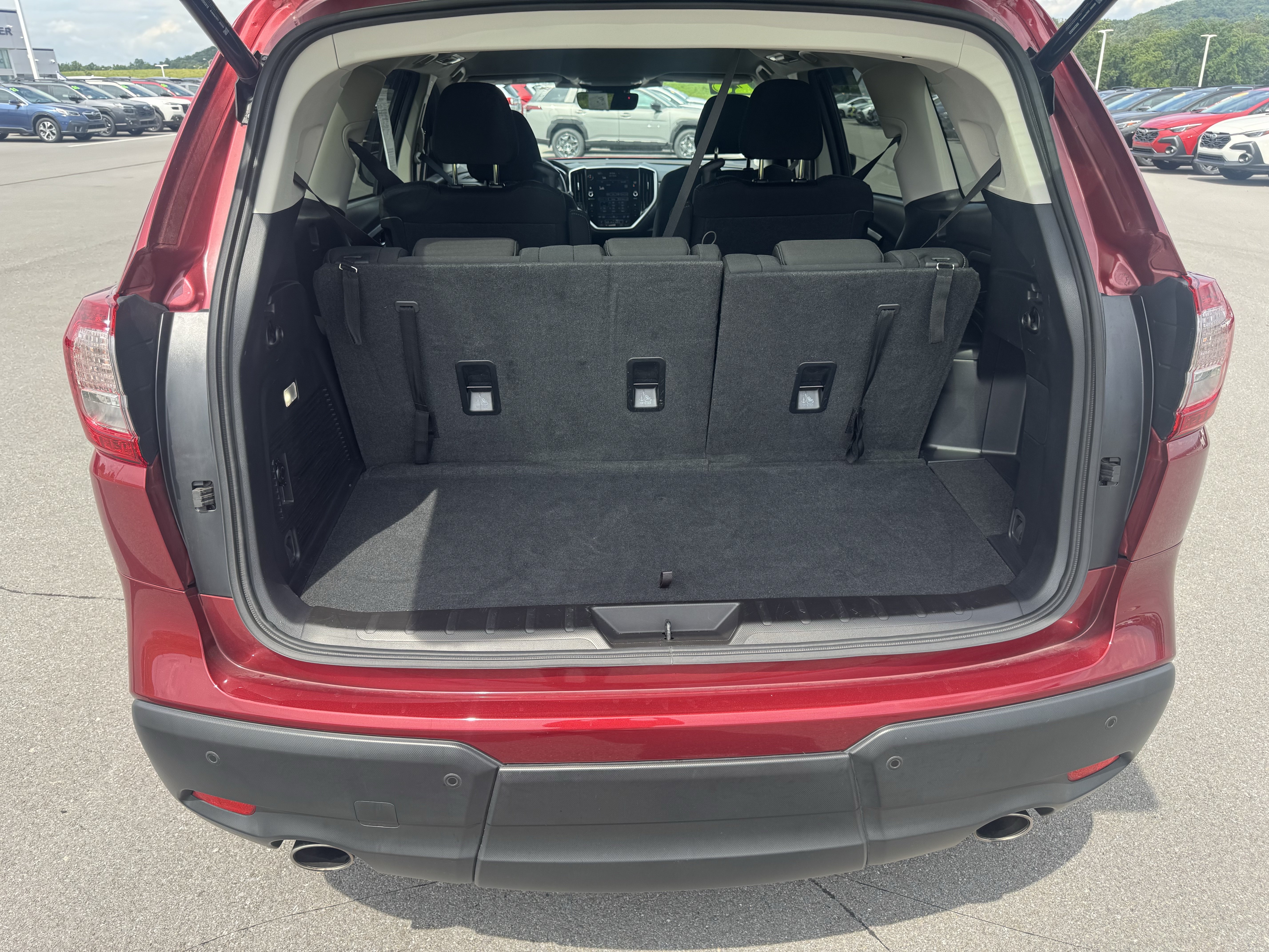 Certified 2025 Subaru Ascent Premium AWD/4WD image 5