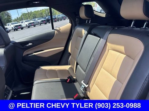 Used 2022 Chevrolet Equinox Premier AWD/4WD image 21