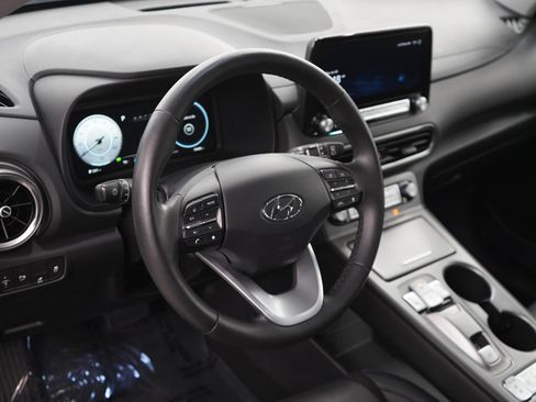 Used 2023 Hyundai Kona Limited FWD image 20