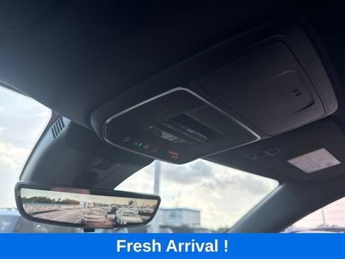 Used 2026 Chevrolet Traverse RS w/ LPO, Floor Liner Package FWD image 9
