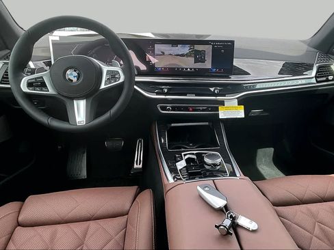 New 2026 BMW X5 xDrive40i w/ M Sport Package AWD/4WD image 5