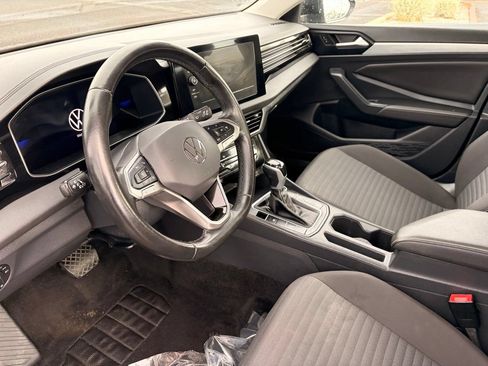 Used 2025 Volkswagen Jetta S FWD image 31