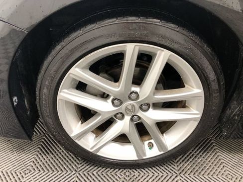 Used 2014 Lexus CT 200h FWD image 27
