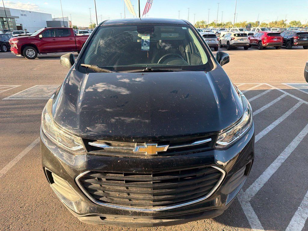 Used 2020 Chevrolet Trax LS w/ Tint and Cruise Package FWD image 7