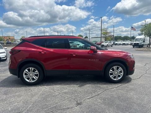 Used 2019 Chevrolet Blazer LT FWD image 2