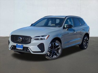 New 2026 Volvo XC60 T8 Plus w/ Climate Package PRO