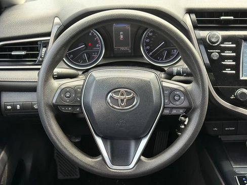 Used 2020 Toyota Camry LE FWD image 23
