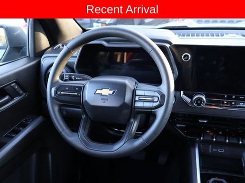 Used 2025 Chevrolet Colorado W/T w/ Advanced Trailering Package image 9