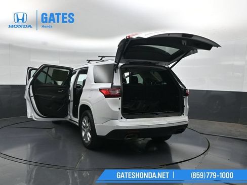 Used 2021 Chevrolet Traverse High Country w/ LPO, Floor Liner Package AWD/4WD image 65