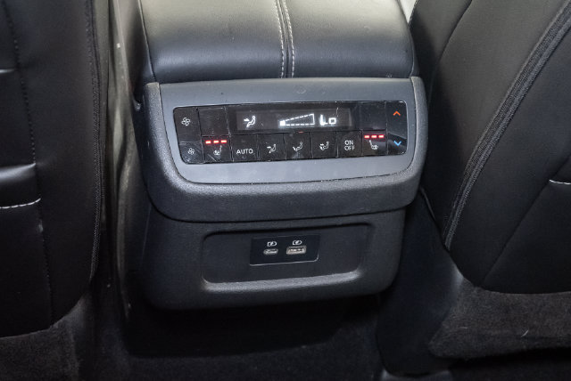 Used 2024 Nissan Pathfinder SL w/ SL Premium Package AWD/4WD image 31