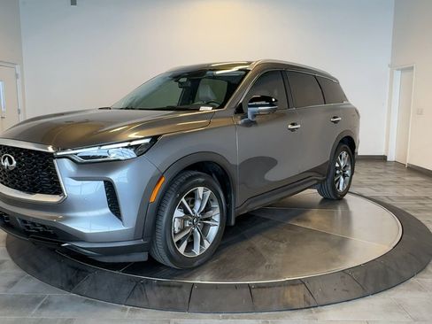 Certified 2023 INFINITI QX60 Luxe w/ Vision Package AWD/4WD image 4