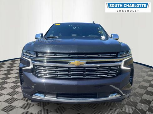 Used 2023 Chevrolet Suburban Premier RWD image 2