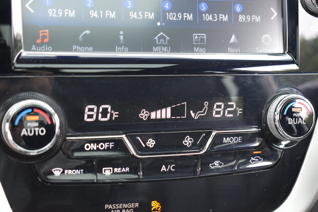 Used 2018 Nissan Murano SL w/ Moonroof Package AWD/4WD image 23