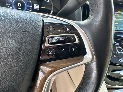 Used 2018 Cadillac Escalade Premium Luxury w/ LPO, Radiant Package RWD image 32