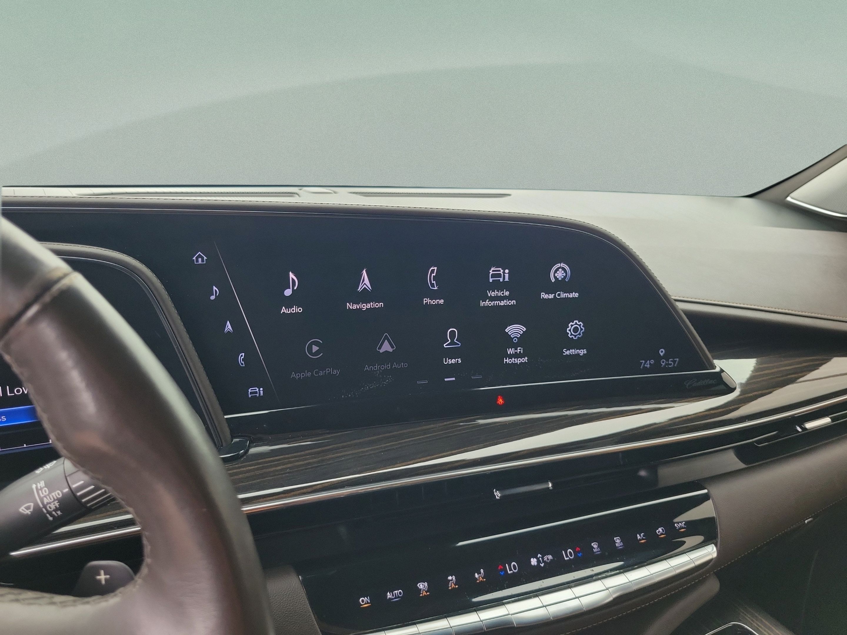 Used 2021 Cadillac Escalade Premium Luxury w/ Driver Assist Tech Package AWD/4WD image 19