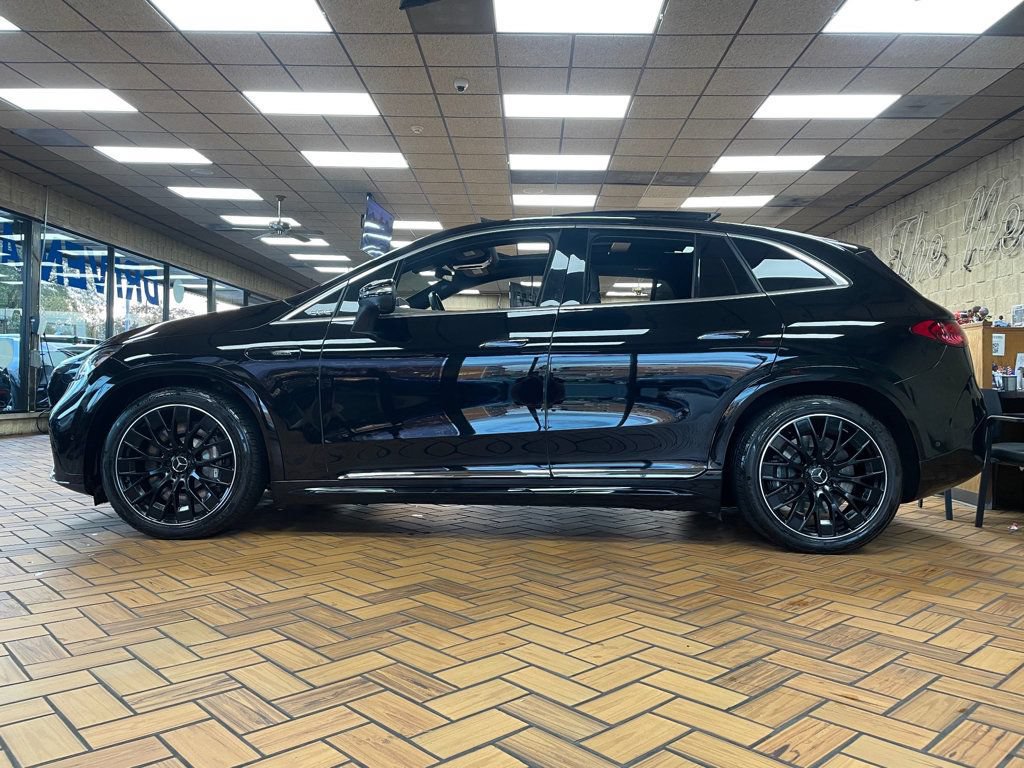 Used 2024 Mercedes-Benz EQE AMG 4MATIC SUV image 5