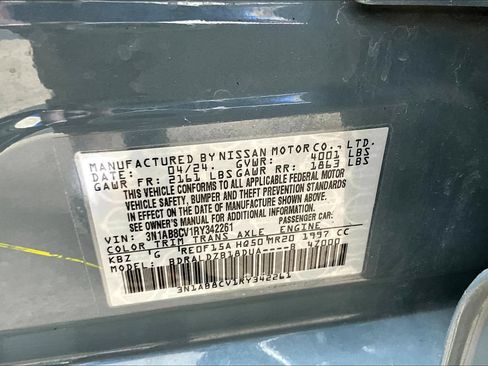 Used 2024 Nissan Sentra SV FWD image 19