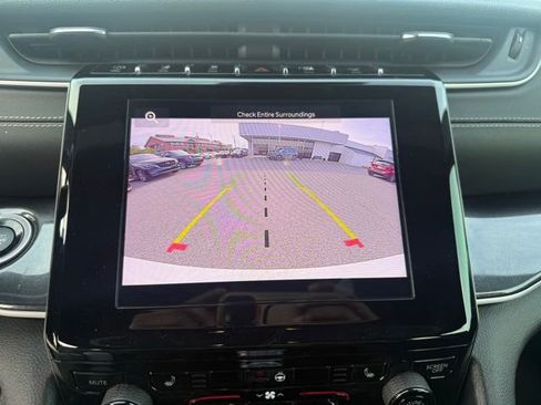 Used 2023 Jeep Grand Cherokee Altitude AWD/4WD image 36