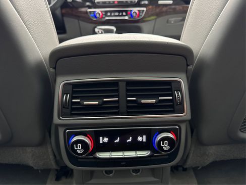 Used 2018 Audi Q7 3.0T Prestige image 31