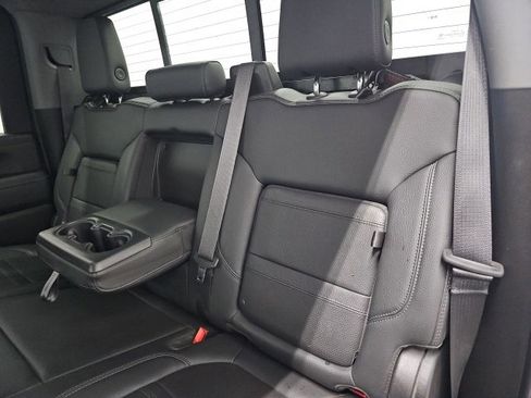 Used 2022 GMC Sierra 3500 Denali w/ Denali Ultimate Package image 19
