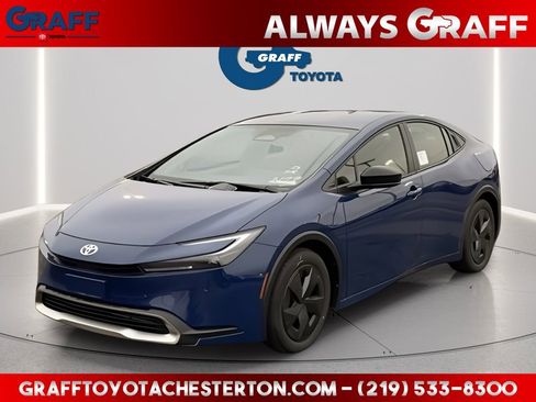 New 2026 Toyota Prius Plug-In Hybrid FWD image 1