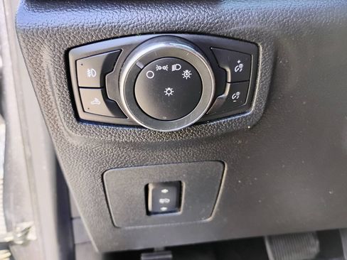 Used 2016 Ford F150 XLT w/ Equipment Group 302A Luxury AWD/4WD image 20