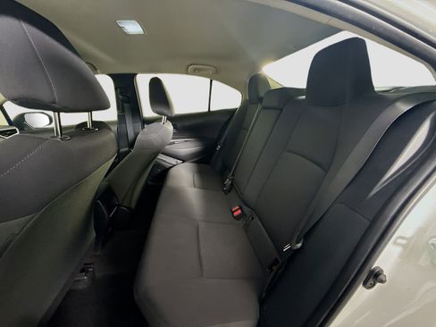 Used 2022 Toyota Corolla LE image 25