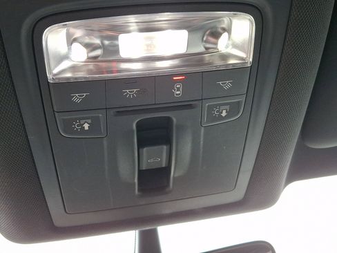 Used 2016 Audi Q3 2.0T Premium Plus w/ Technology Package image 29