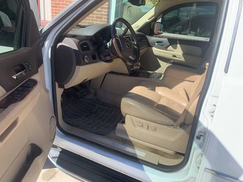Used 2007 GMC Yukon XL Denali image 10