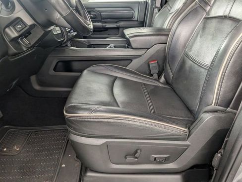 Used 2022 RAM 2500 Limited AWD/4WD image 13